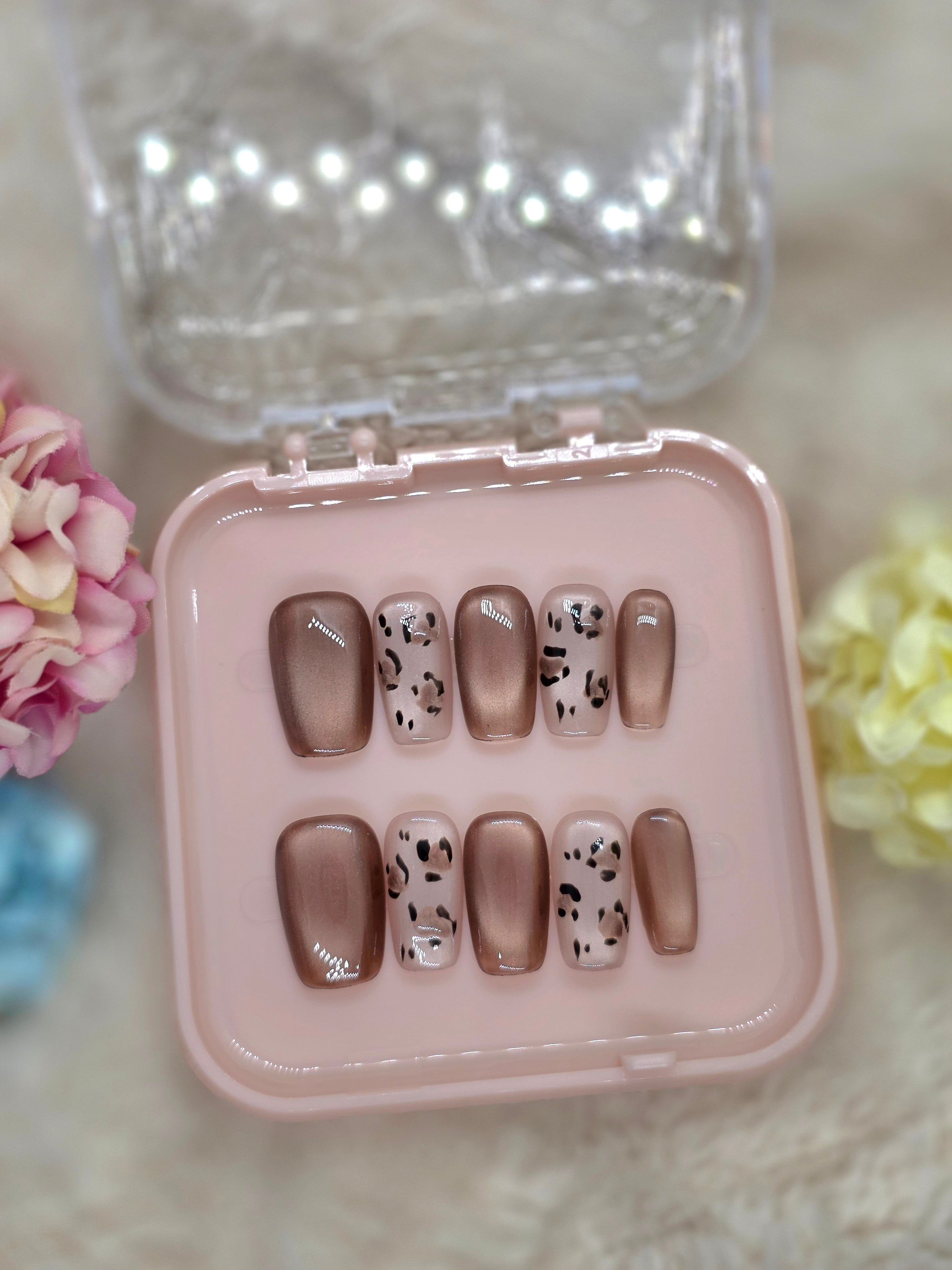 Brown Cat-Eye Leopard Gel Press-On Nails – Medium Length