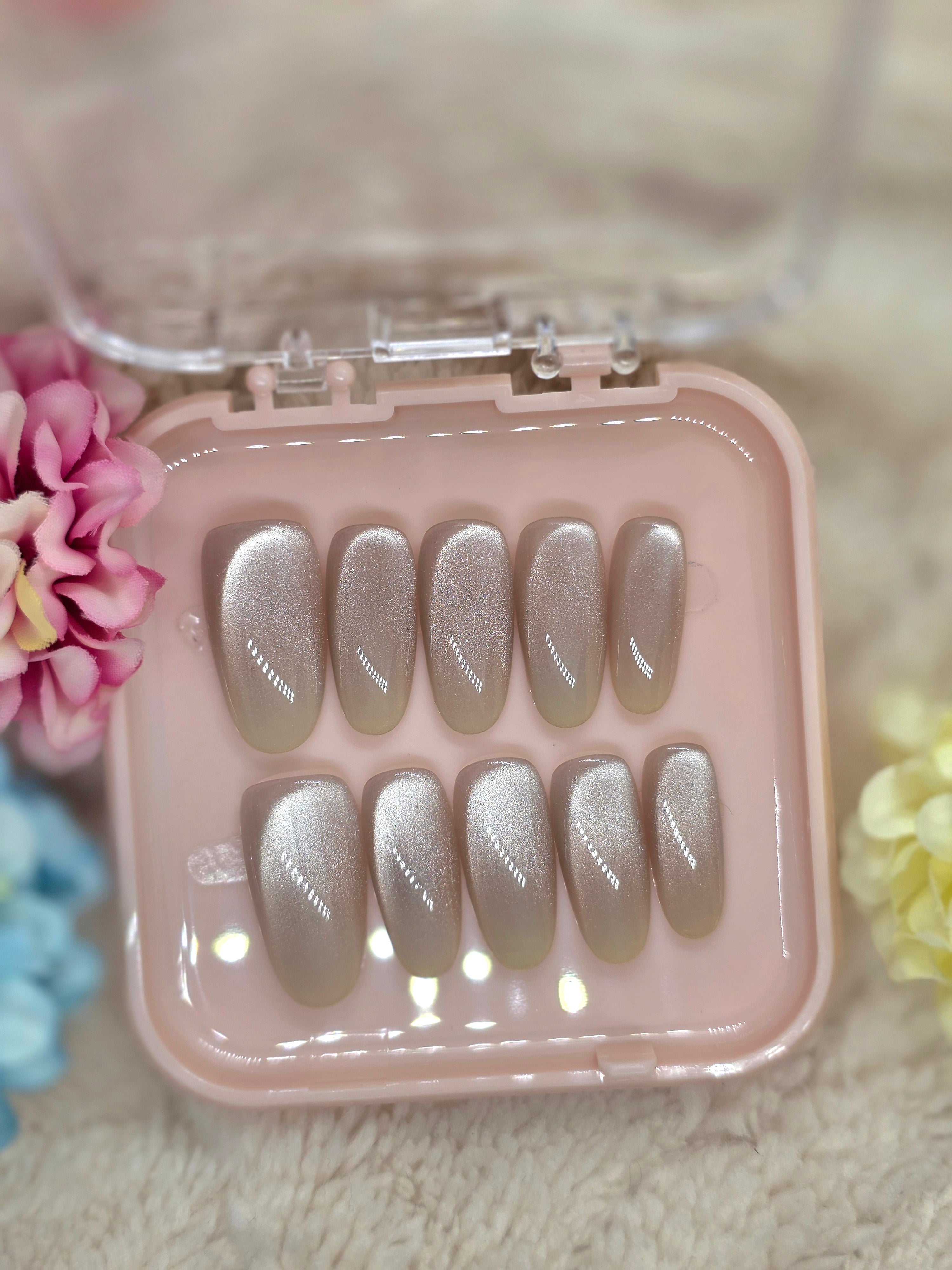 Champagne to Light Yellow Ombre Press-On Nails — Soft Glow Neutral Tips